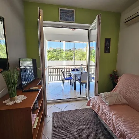 Appartamento Signet Nv - For 2-3 Persons With Balcony Novi Vinodolski