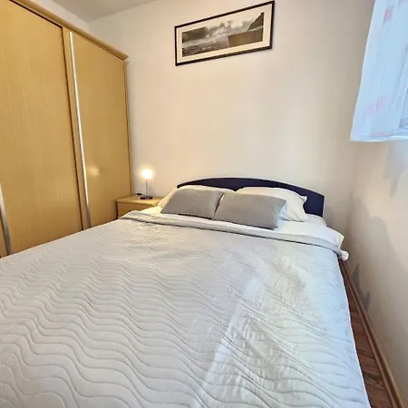 Appartamento Signet Nv - For 2-3 Persons With Balcony Novi Vinodolski