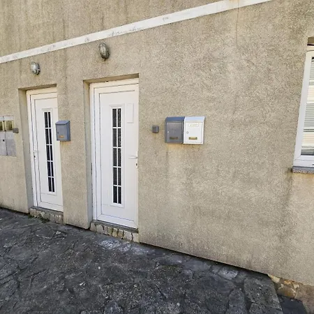 Signet Nv - For 2-3 Persons With Balcony *