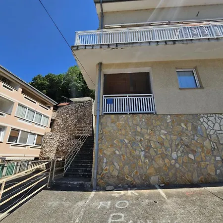 Signet Nv - For 2-3 Persons With Balcony Novi Vinodolski