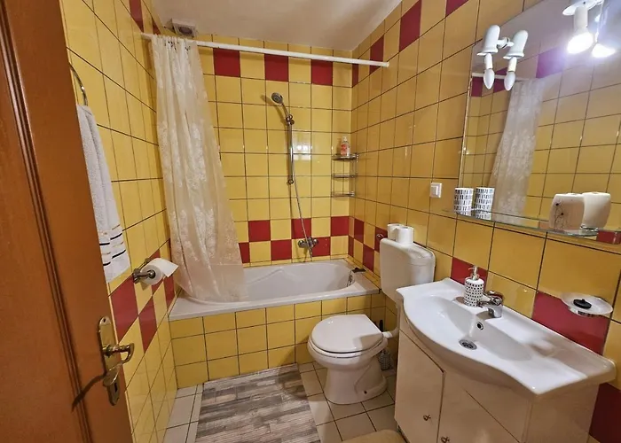 Signet Nv - For 2-3 Persons With Balcony Novi Vinodolski